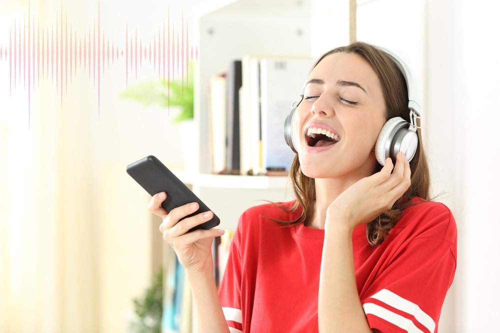 8 Best Free Autotune Apps for Singing